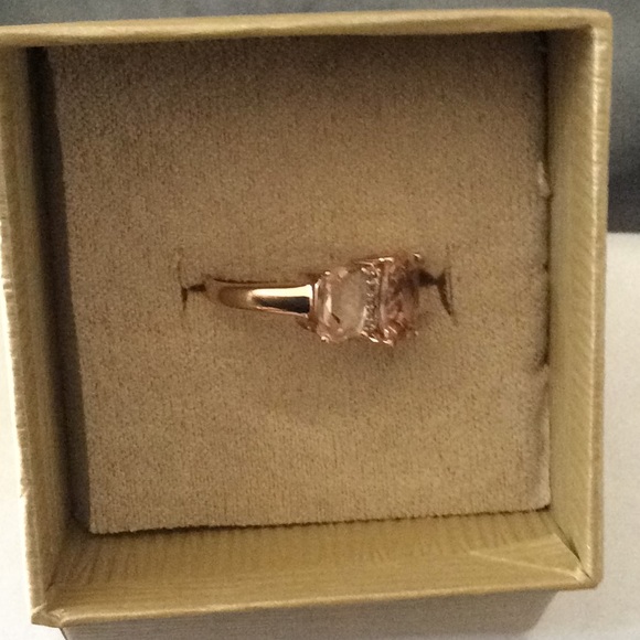 14K Rose Gold Cushion Cut Morganite - Picture 2 of 4